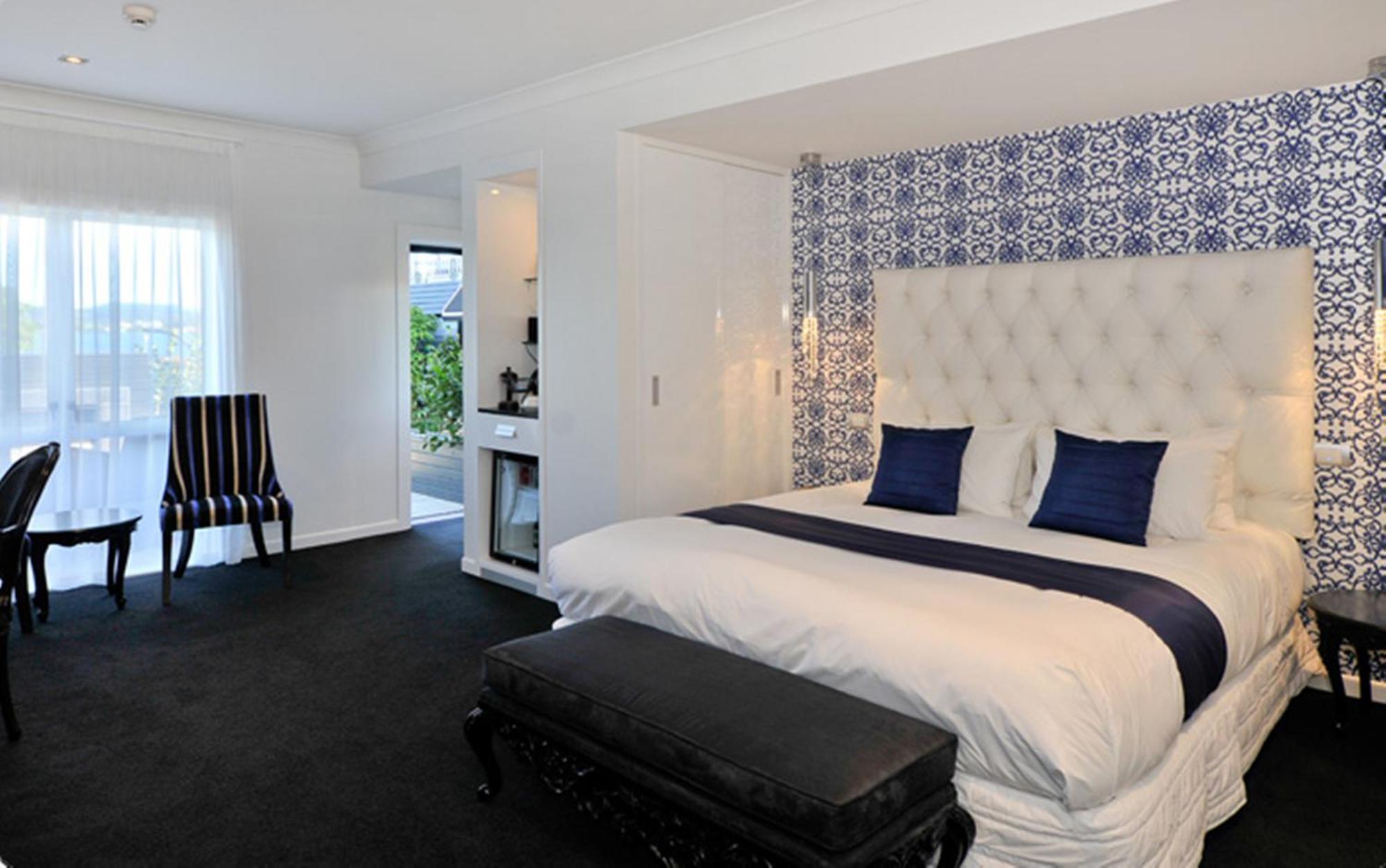 Black Swan Lakeside Boutique Hotel Роторуа Екстер'єр фото
