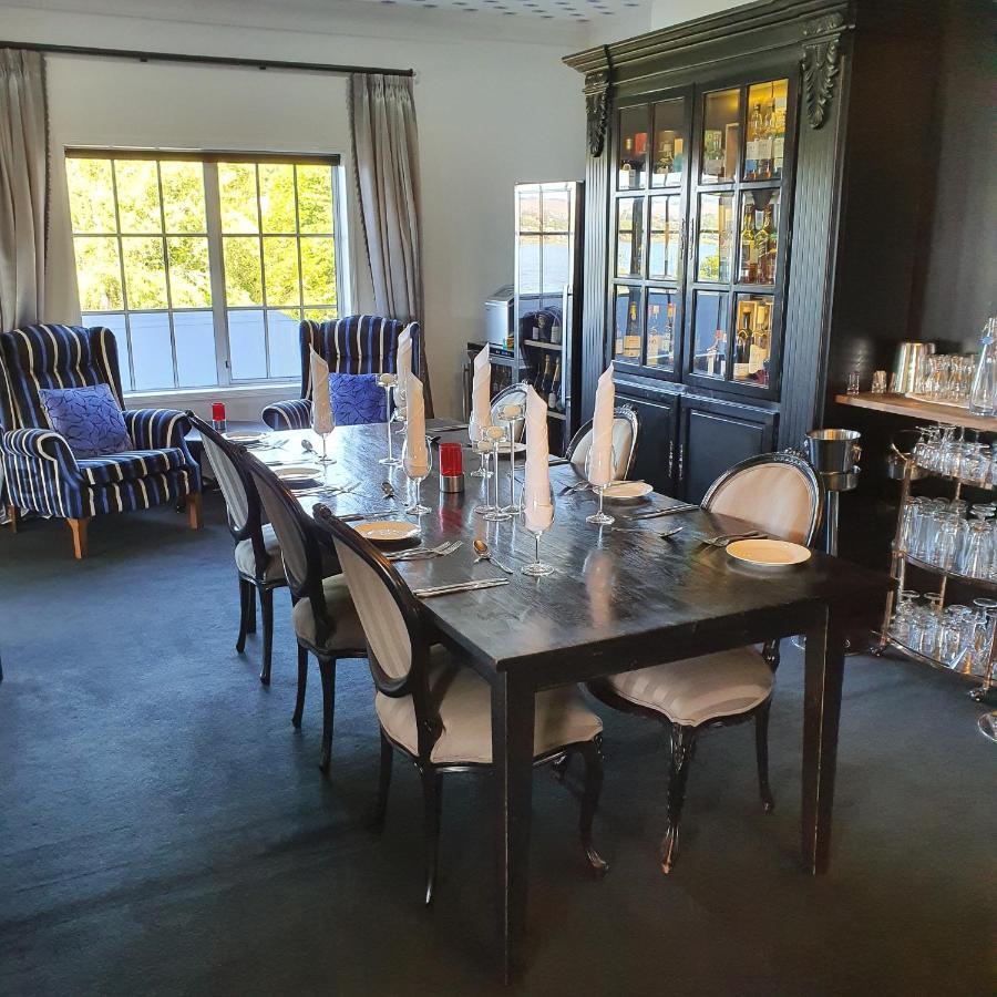 Black Swan Lakeside Boutique Hotel Роторуа Екстер'єр фото